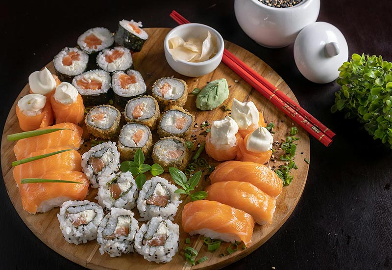 Sushi z dowozem Kraków: jak wybrać najlepszą restaurację?